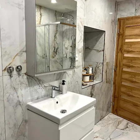 R&l Lazovna 2 - Centre And Free Private Parking * Bańska Bystrzyca